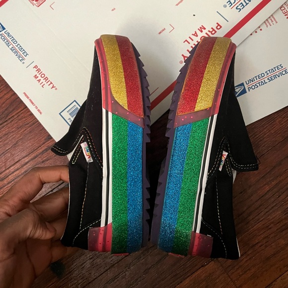 NWT VANS unisex Slip On Rainbow Glitter Platform Sneakers Size 5.5 wmns 4 men’s - Picture 5 of 8